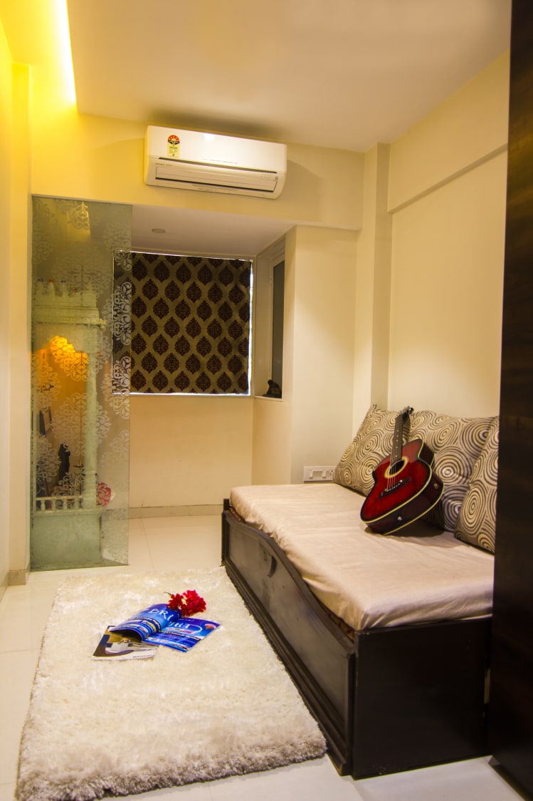 Living Room by Rupali Naik Modern | Interior Design Photos & Ideas