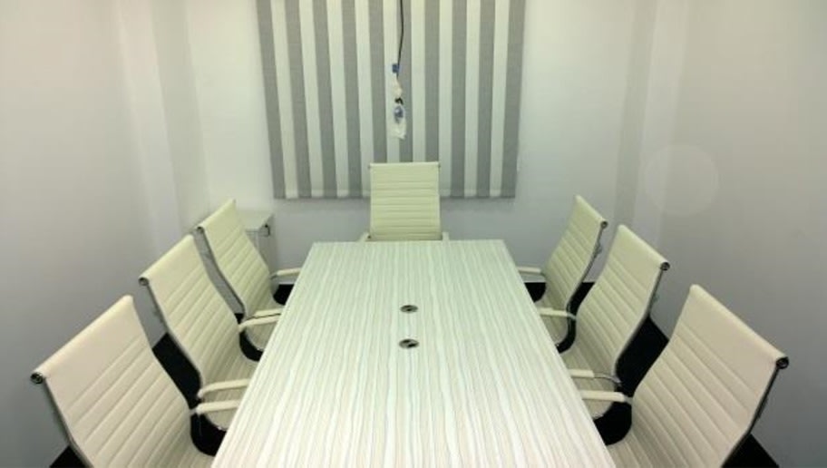 office space by Ameer Tumbi Contemporary | Interior Design Photos & Ideas