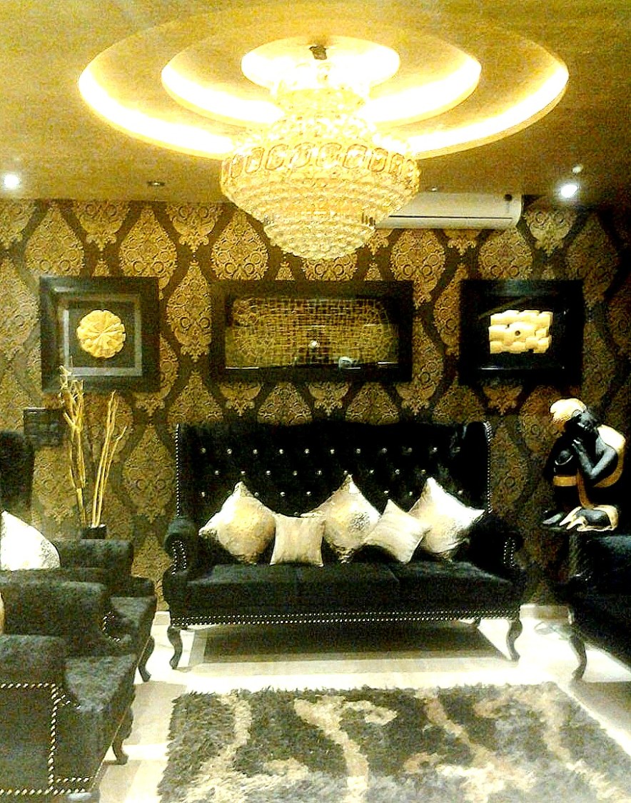 Lavish Living Room With High Back Vintage Sofa by Gunjan Mehrotra Living-room Vintage | Interior Design Photos & Ideas