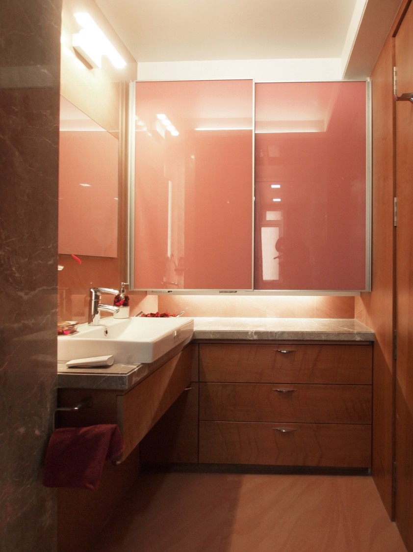 Small Bathroom Wooden Cabinets by Janaki Kumar Raut Bathroom Contemporary | Interior Design Photos & Ideas