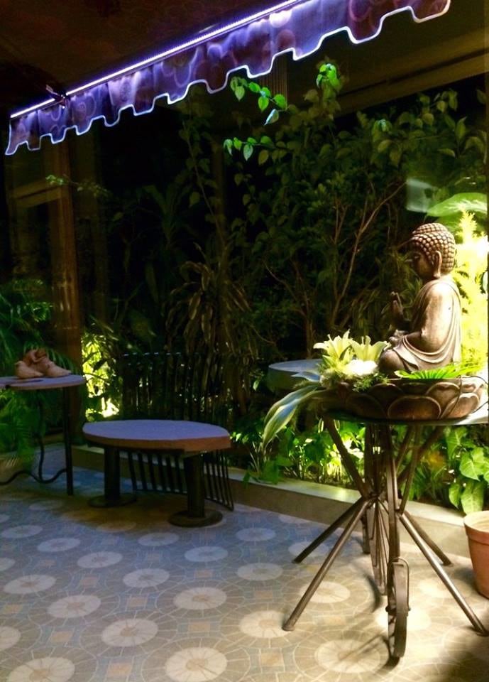 Garden With Wooden Table by Vijay Kapur Open-spaces Contemporary | Interior Design Photos & Ideas