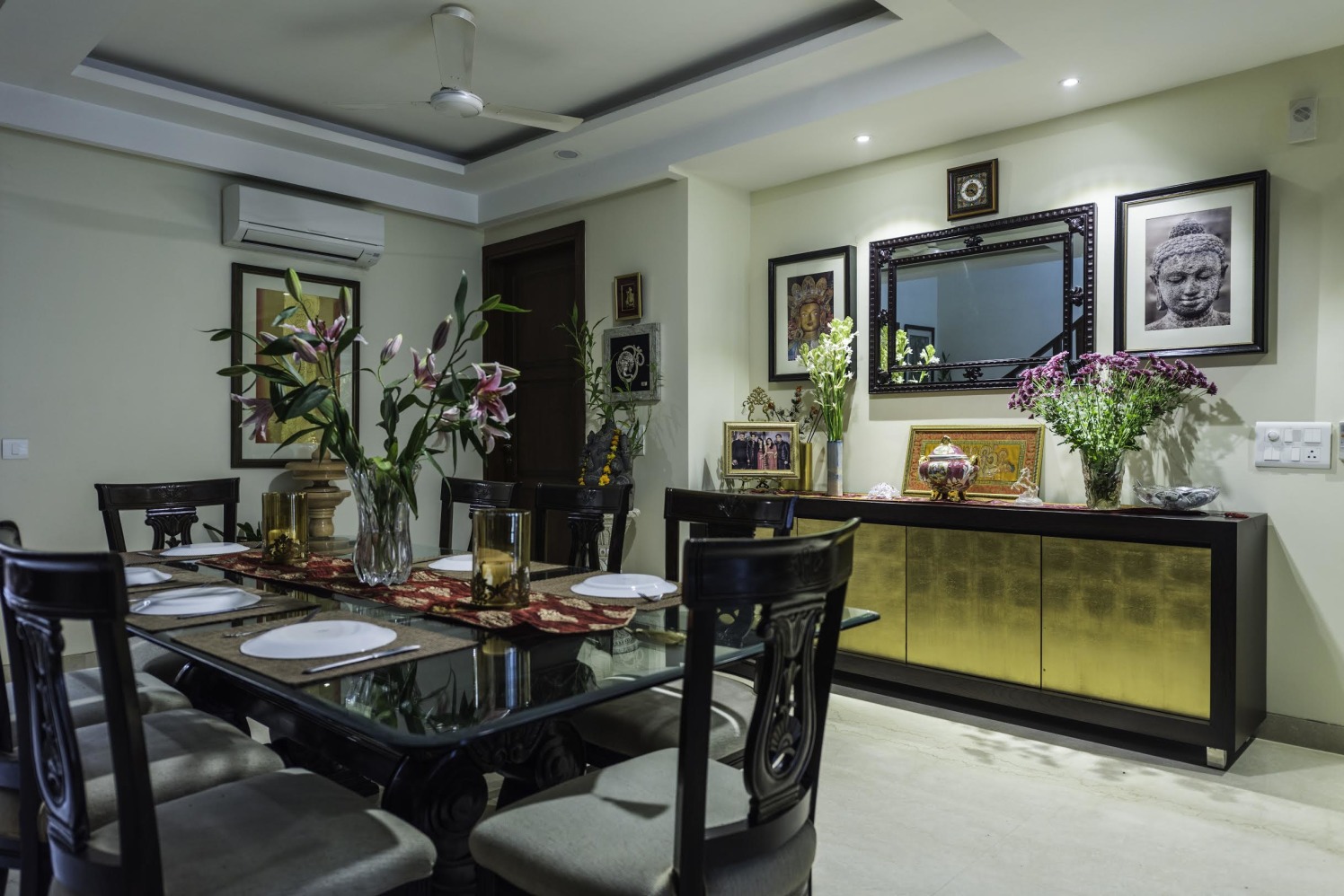 Traditional Dining Space by Vijay Kapur Dining-room Contemporary | Interior Design Photos & Ideas