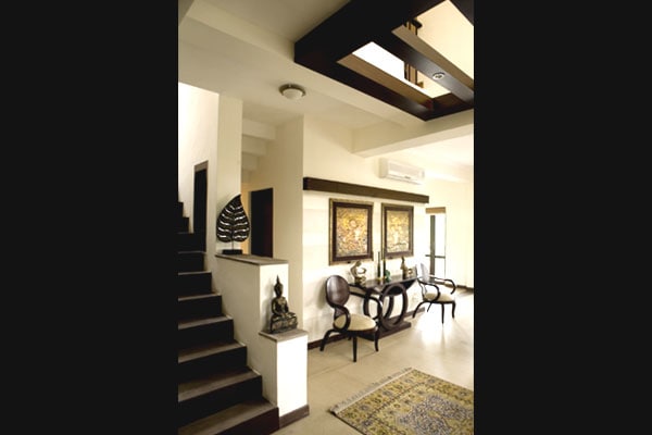 Contemporary Stairways by Vijay Kapur Indoor-spaces Contemporary | Interior Design Photos & Ideas