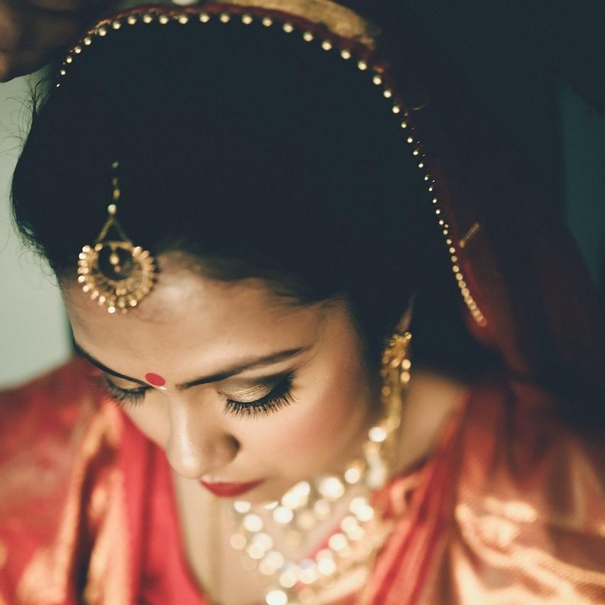 Glittering gold by Shikha K Chandra Bridal-makeup | Weddings Photos & Ideas