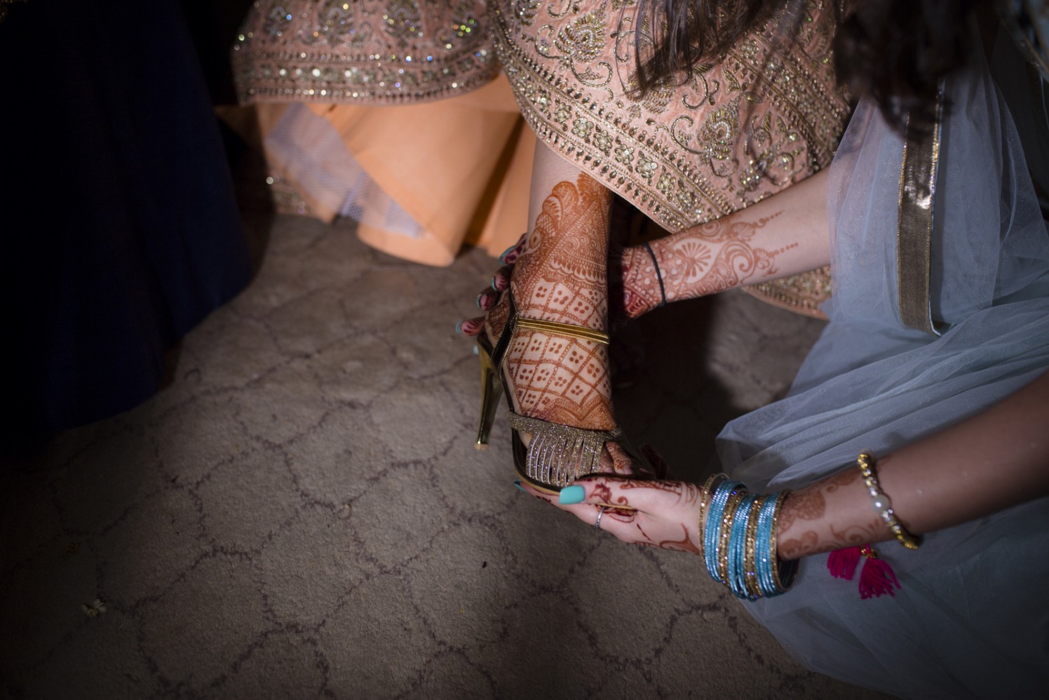 Shimmery Tip Toe by Arpit Gulati Bridal-jewellery-and-accessories | Weddings Photos & Ideas