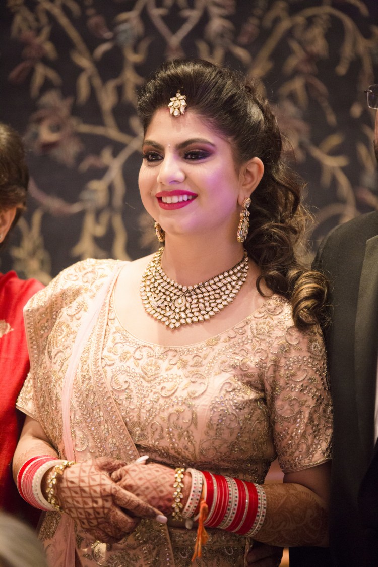 Gorgeous Bride Wearing Kundan Necklace And Mang tikka by Arpit Gulati Wedding-photography Bridal-jewellery-and-accessories | Weddings Photos & Ideas