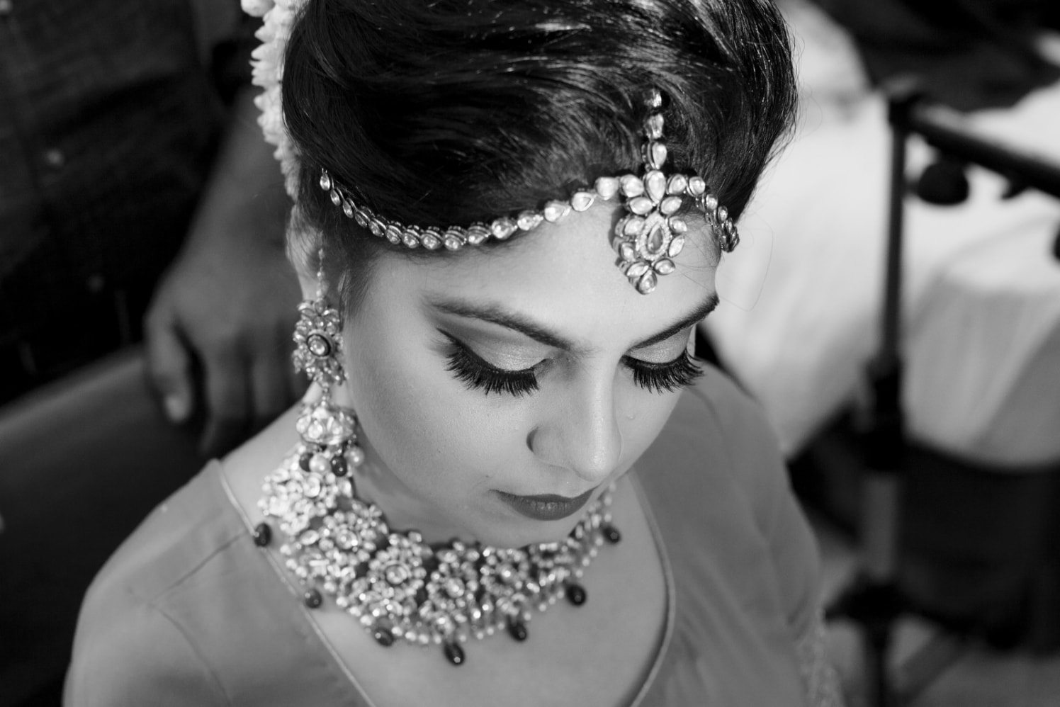 One Lace Tier Polki Kundan Mang Tikka by Arpit Gulati Wedding-photography | Weddings Photos & Ideas