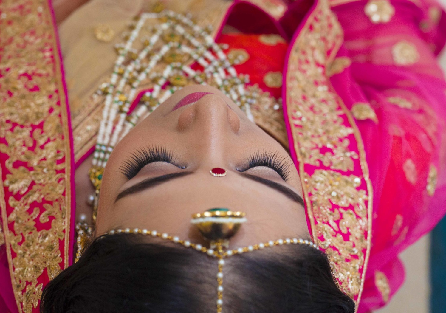 Borla Mang Tikka by Arpit Gulati Wedding-photography Bridal-makeup | Weddings Photos & Ideas