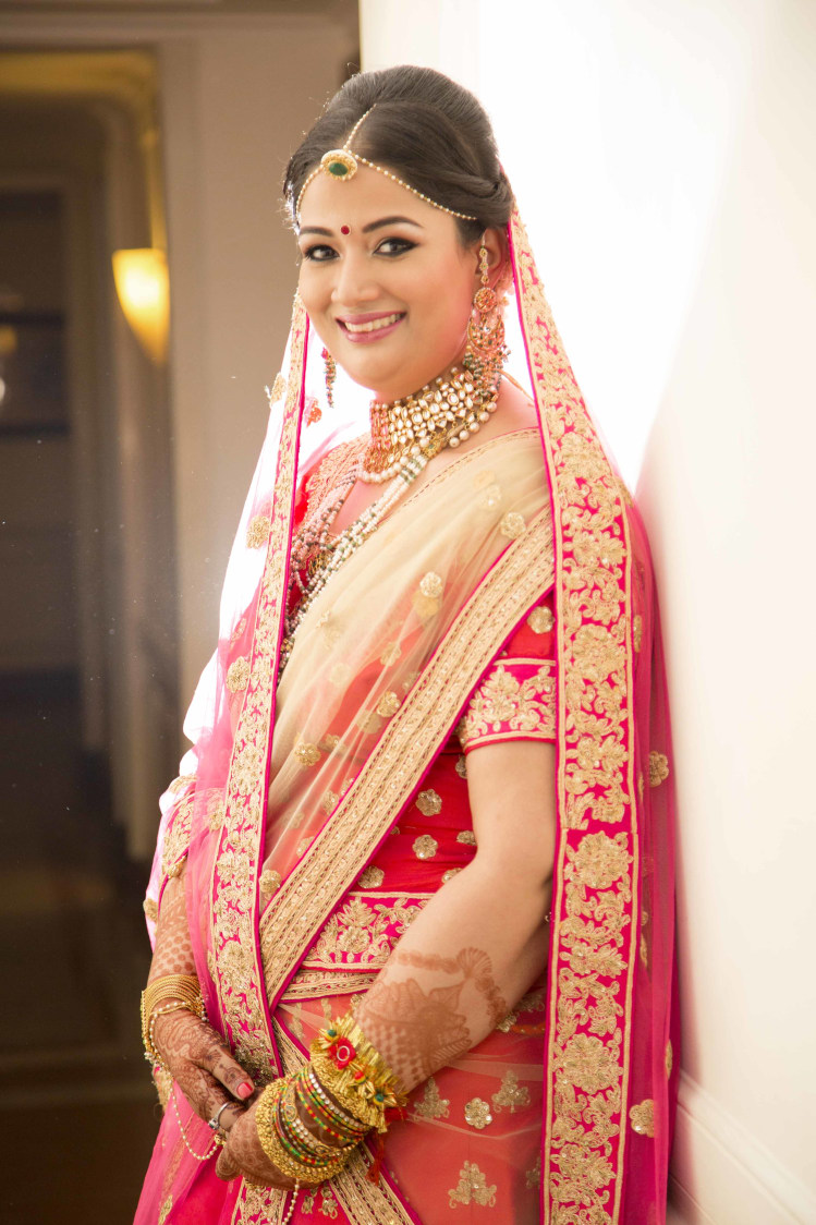 Gorgeous Bride Adorned With Meenakari Jewellery by Arpit Gulati Wedding-photography Wedding-dresses Bridal-makeup | Weddings Photos & Ideas