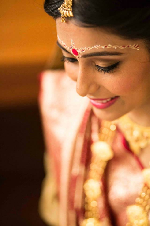 Candid click of a bride by Tejasvini Chander Wedding-photography | Weddings Photos & Ideas