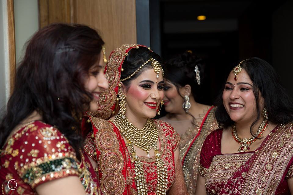 Smiles Captured by Amish Photography Wedding-photography | Weddings Photos & Ideas