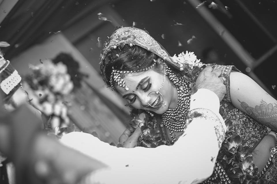 Candid Bridal Shot by Amish Photography Wedding-photography | Weddings Photos & Ideas