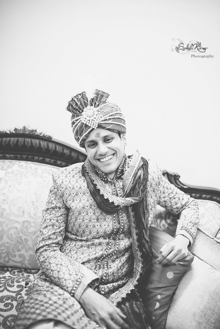 Handsome Groom In Pearl Brooch Thread by Sakshi Kumar Wedding-photography | Weddings Photos & Ideas