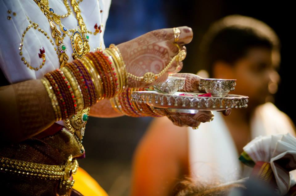 Amazingly detailed gold necklace by Click n' Cherish Wedding-photography | Weddings Photos & Ideas