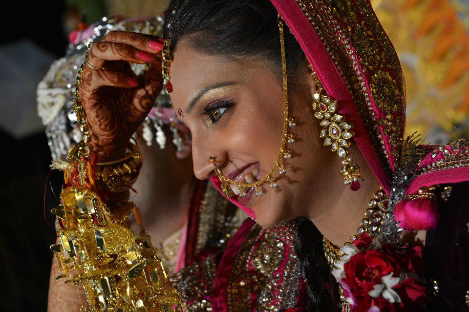 Twinkling bride by Mya Dang Wedding-photography | Weddings Photos & Ideas