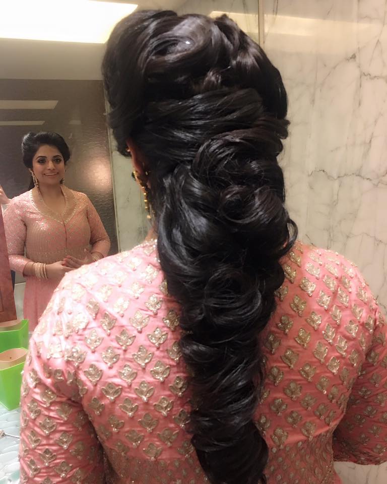 Bridal hairdo by Neha Puri Wedding-photography | Weddings Photos & Ideas