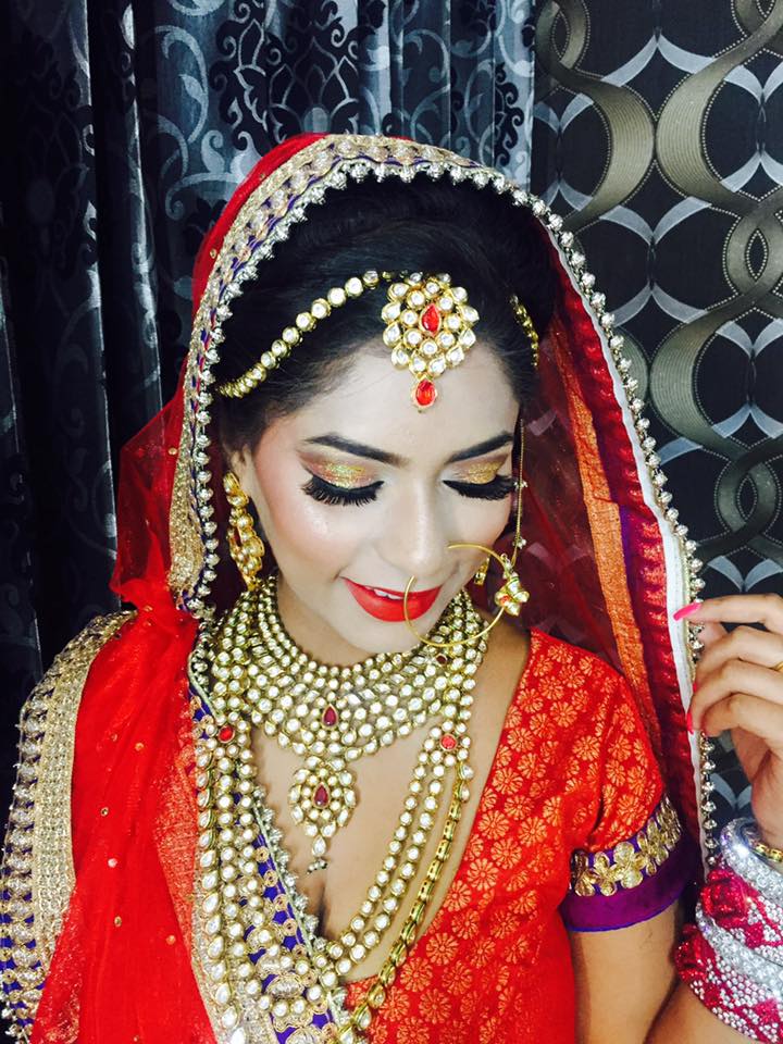 Allurement in glance by Aarti Makker professional Makeup Artist Bridal-makeup | Weddings Photos & Ideas