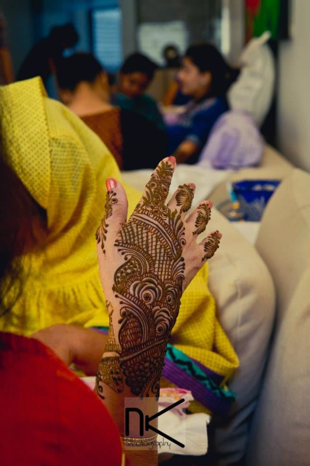 Mehndi ceremony on point by Nikhil Kapur Photography Wedding-photography | Weddings Photos & Ideas