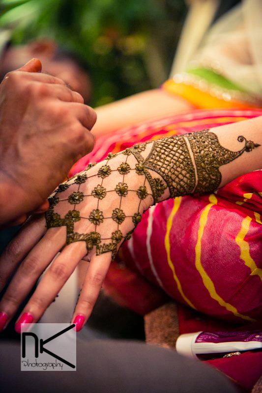 The Mehndi Ceremony Continues by Nikhil Kapur Wedding-photography | Weddings Photos & Ideas