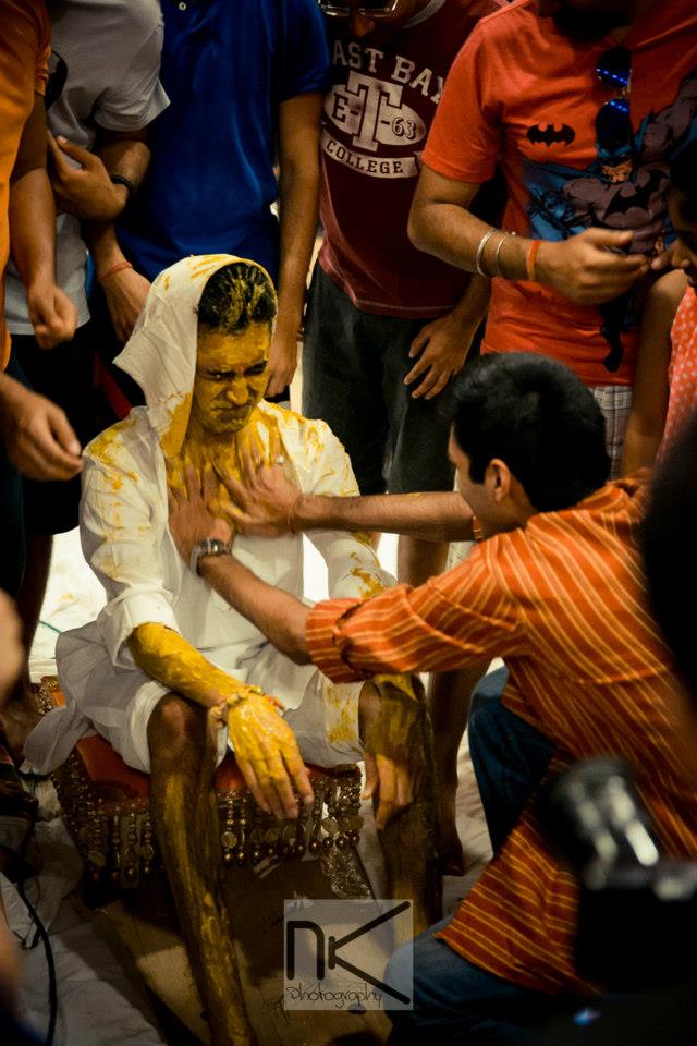 Haldi ceremony goes on in full swing by Nikhil Kapur Photography Wedding-photography | Weddings Photos & Ideas