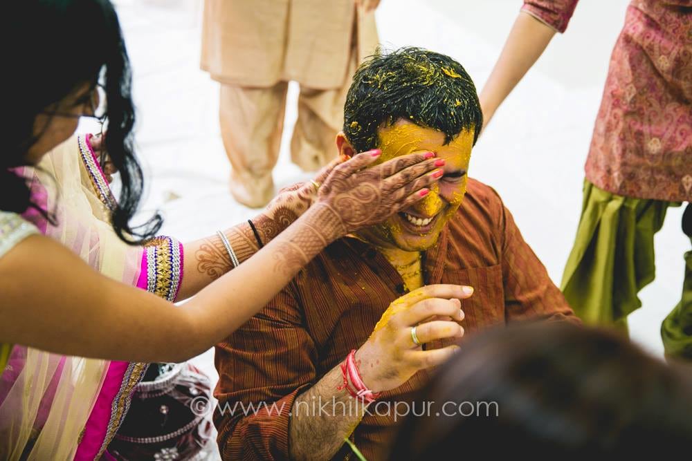 And the haldi ceremony begins by Nikhil Kapur Photography Wedding-photography | Weddings Photos & Ideas