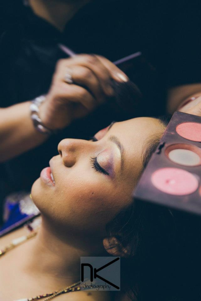 Bride Gets Ready by Nikhil Kapur Wedding-photography | Weddings Photos & Ideas