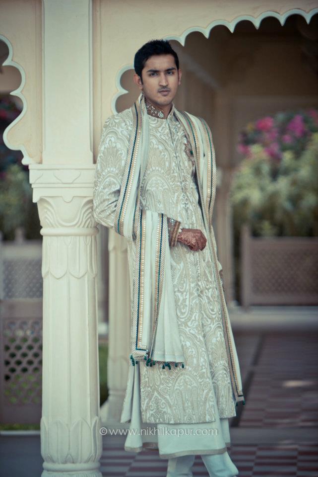 The groom look of the day by Nikhil Kapur Photography Wedding-photography | Weddings Photos & Ideas