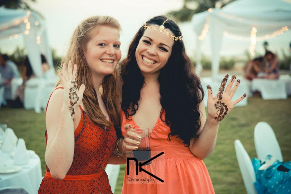 Happy guests at Indian weddings by Nikhil Kapur Photography Wedding-photography | Weddings Photos & Ideas