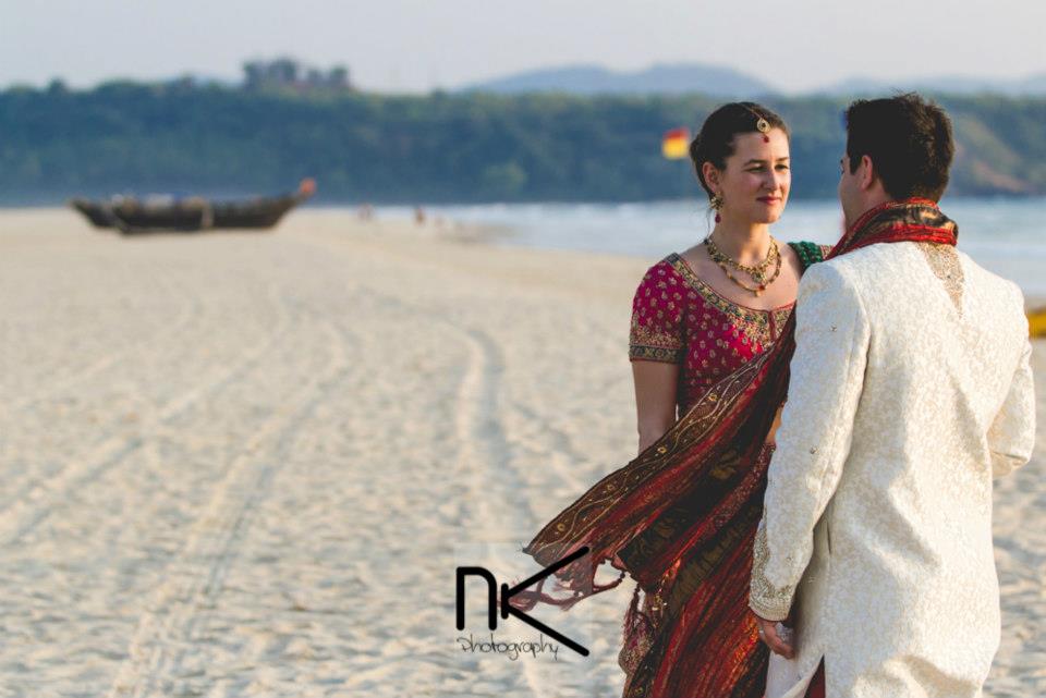 Hitched Couple Posing by Nikhil Kapur Photography Wedding-photography | Weddings Photos & Ideas