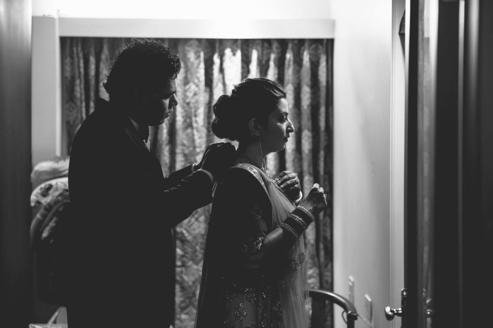 Assisting the bride by Nikhil Kapur Photography Wedding-photography | Weddings Photos & Ideas