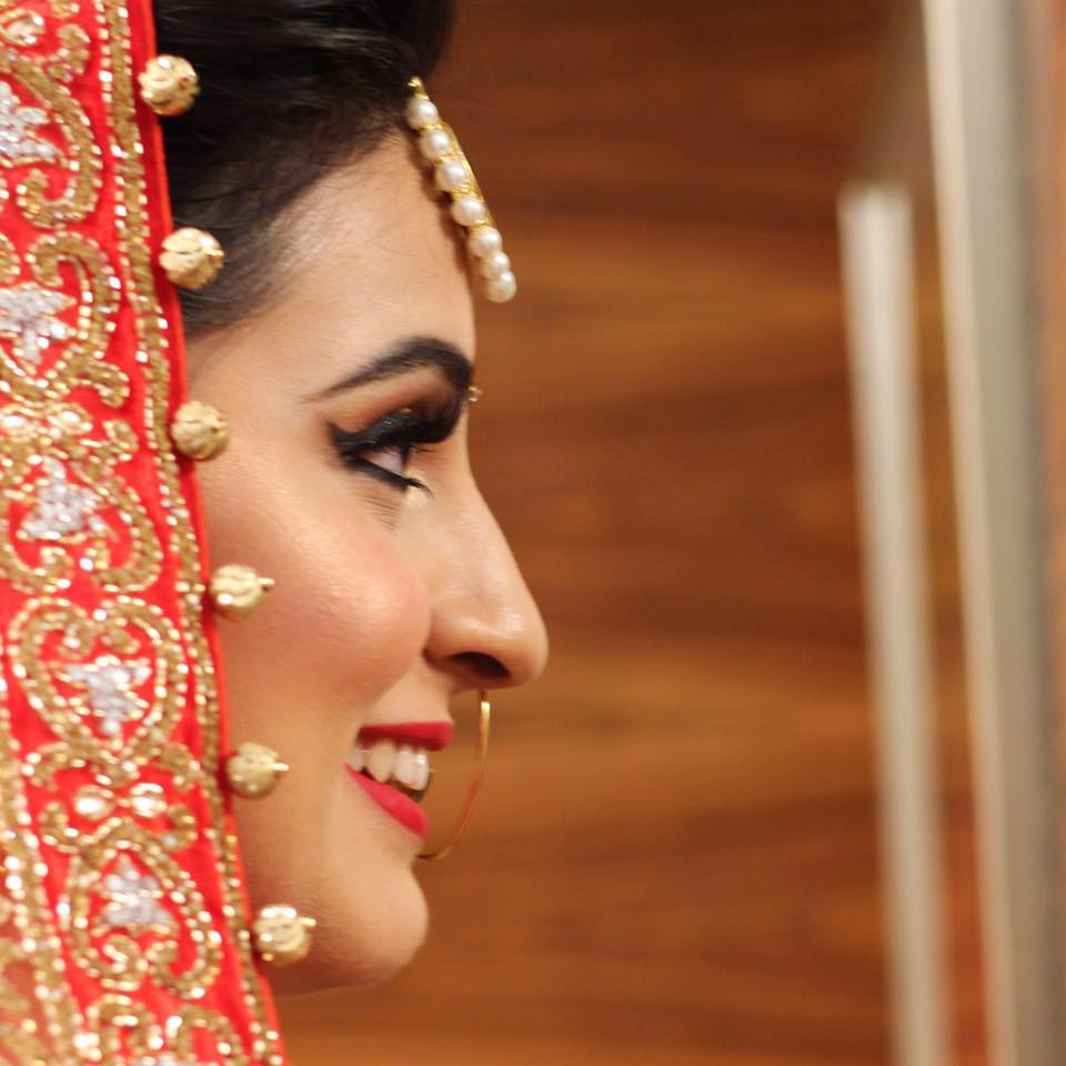 Highlighter ablaze by Pooja Sonik Shukla Bridal-makeup | Weddings Photos & Ideas