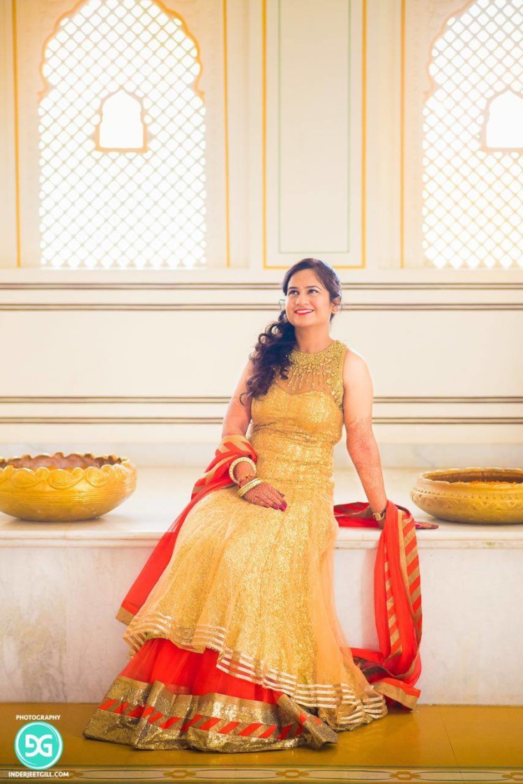 Loving the fusion of colors by Ayushi Tayal Wedding-photography | Weddings Photos & Ideas