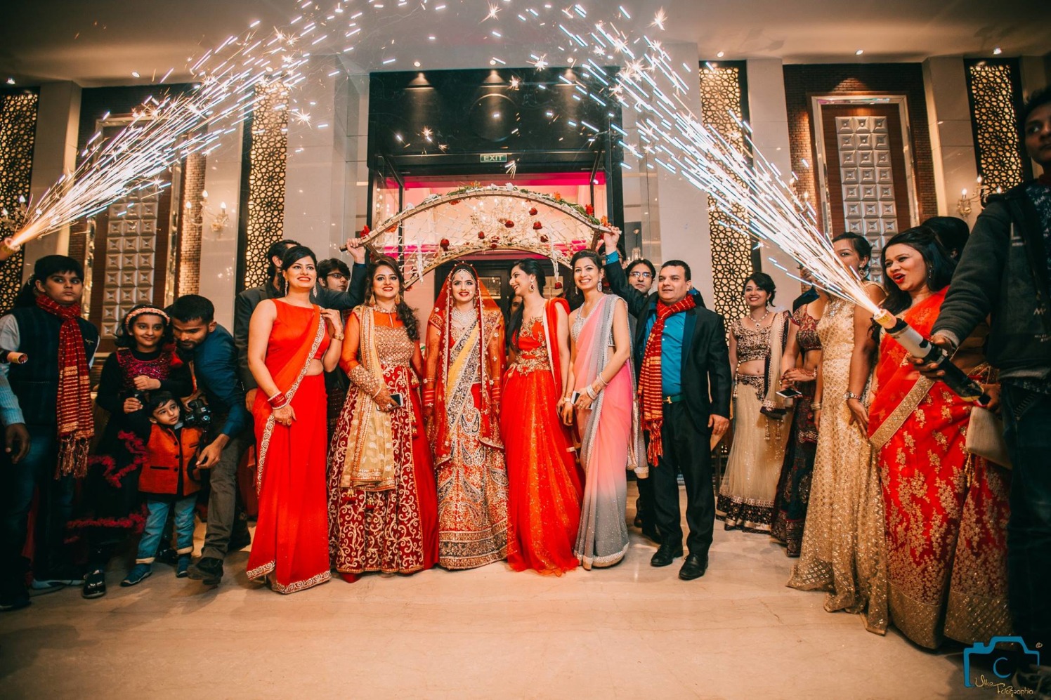 If you have your girls by your side,you're infinite! by ULike Fotographia Wedding-photography | Weddings Photos & Ideas