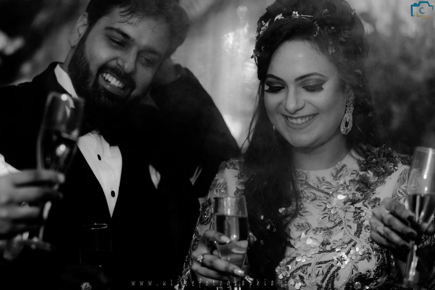 Cheers to the new couple by ULike Fotographia Wedding-photography | Weddings Photos & Ideas