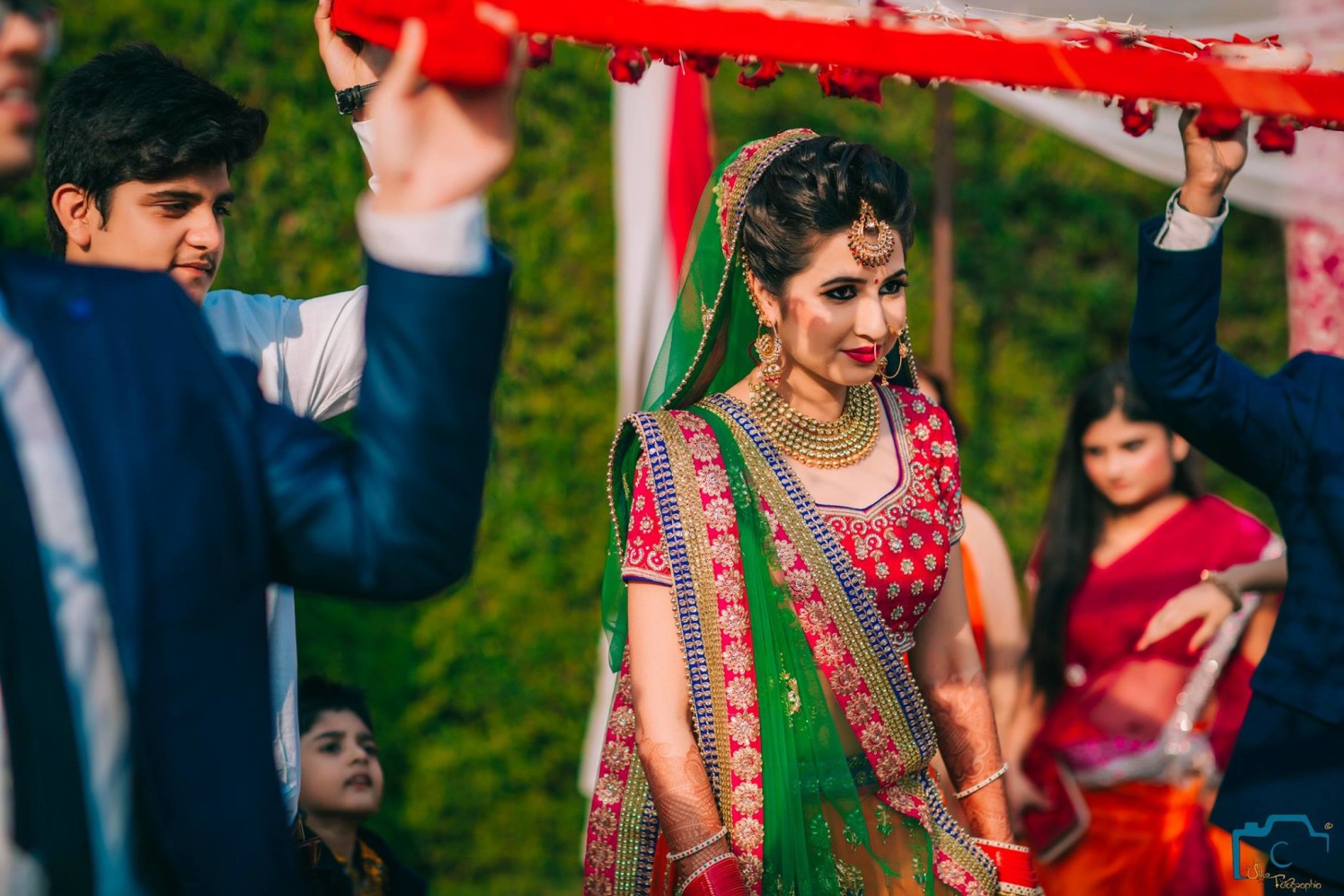 And the beauty enters by ULike Fotographia Wedding-photography | Weddings Photos & Ideas