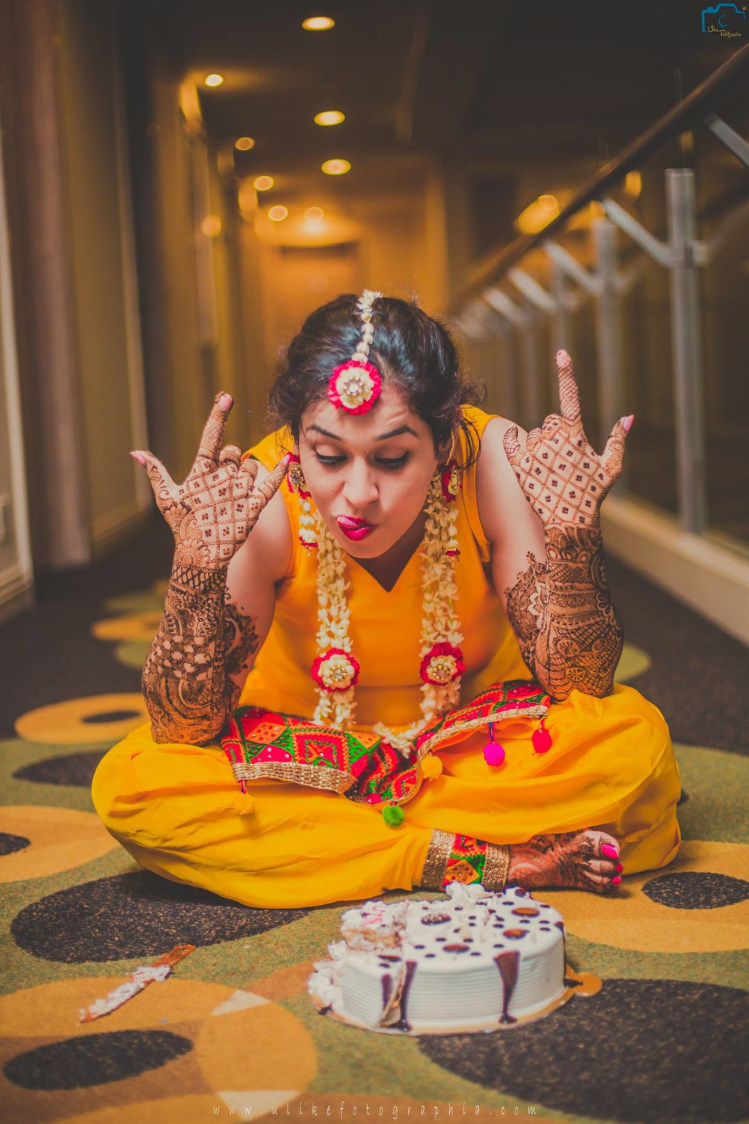 Gonna eat it soon by ULike Fotographia Wedding-photography | Weddings Photos & Ideas