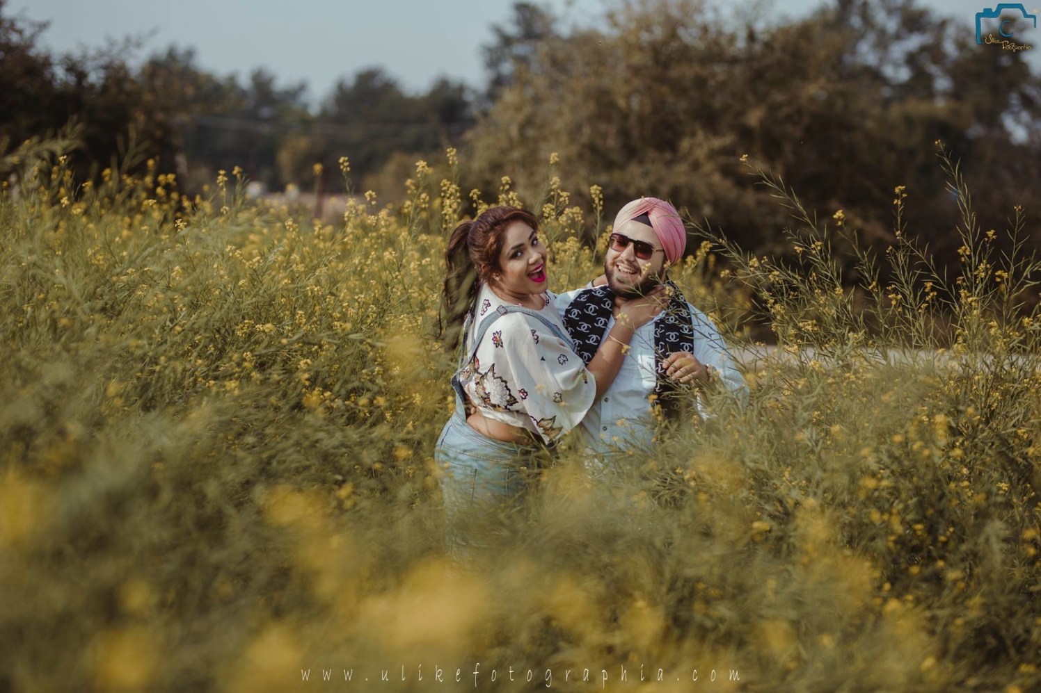 Enreathed in yellow by ULike Fotographia Wedding-photography | Weddings Photos & Ideas
