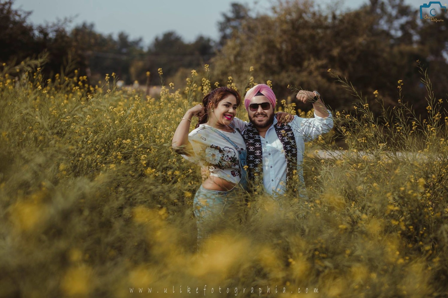 Flaunting couple! by ULike Fotographia Wedding-photography | Weddings Photos & Ideas