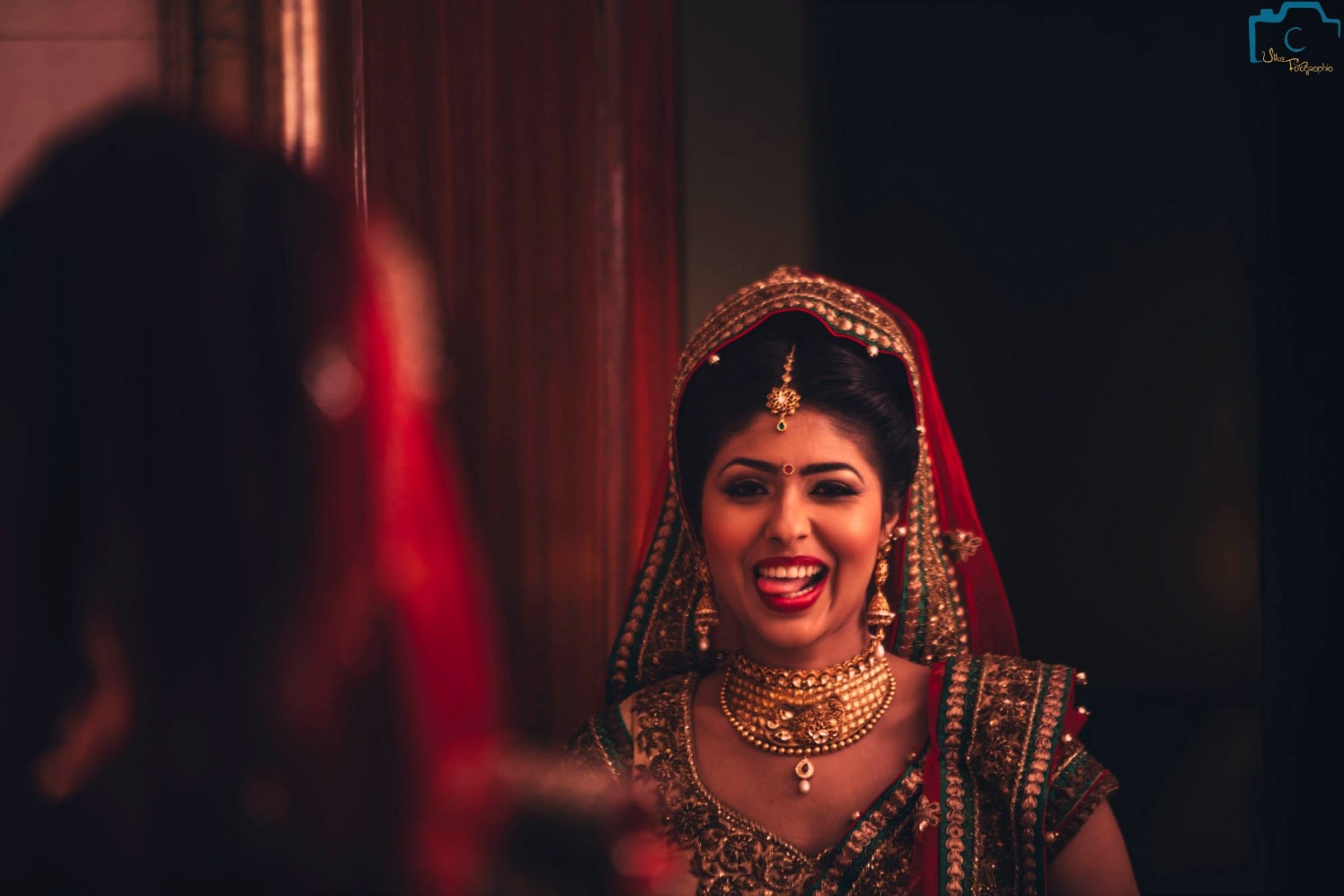 The oh so posy bride by ULike Fotographia Wedding-photography | Weddings Photos & Ideas