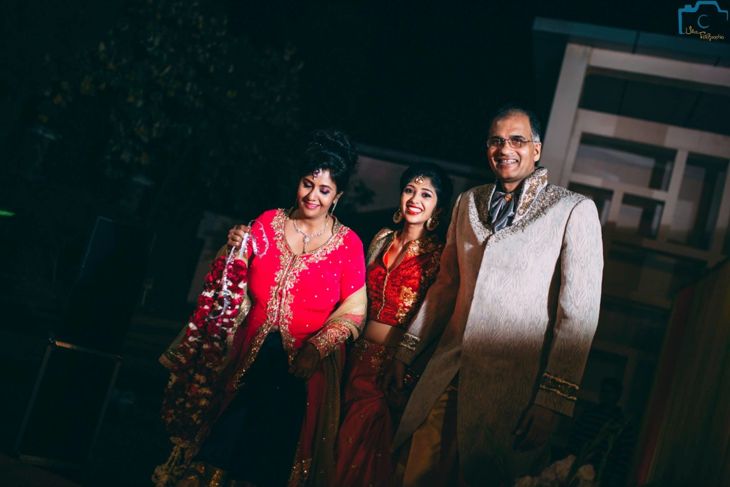 Family shot perfectly captured by ULike Fotographia Wedding-photography | Weddings Photos & Ideas
