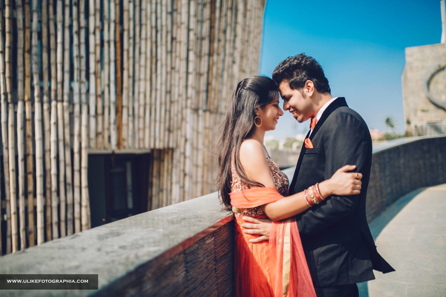 She adds colors to his life by ULike Fotographia Wedding-photography | Weddings Photos & Ideas