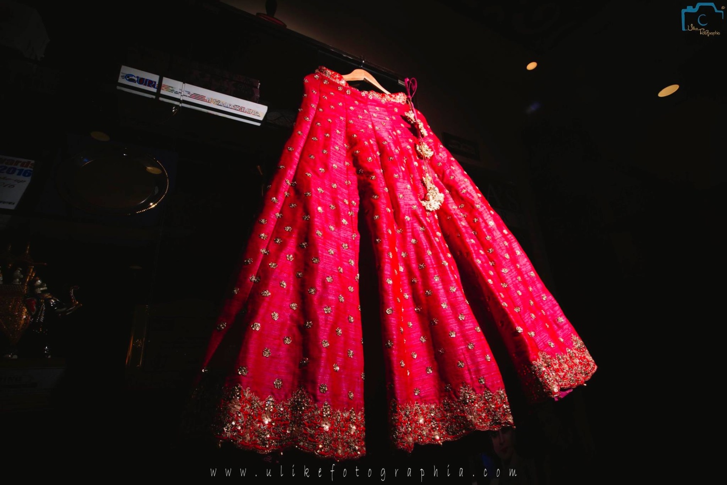Hanging lehenga shot by ULike Fotographia Wedding-photography | Weddings Photos & Ideas