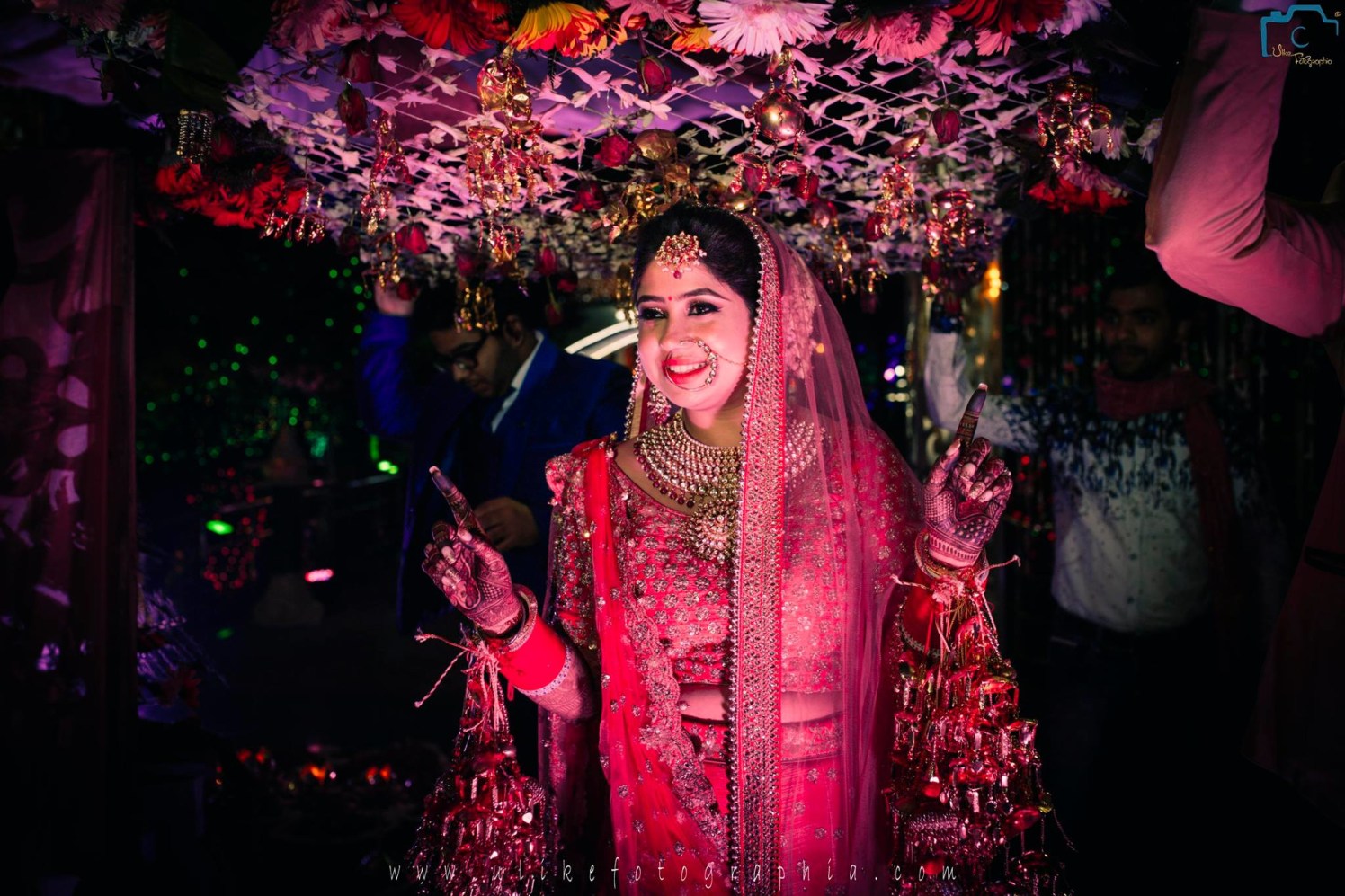 Bhangra for the bride by ULike Fotographia Wedding-photography | Weddings Photos & Ideas