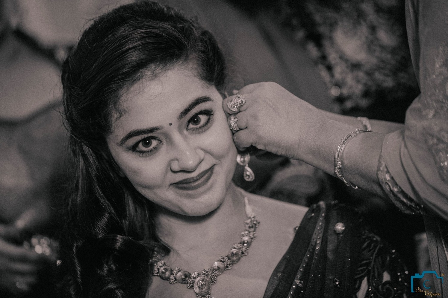 Bride getting ready by ULike Fotographia Wedding-photography | Weddings Photos & Ideas