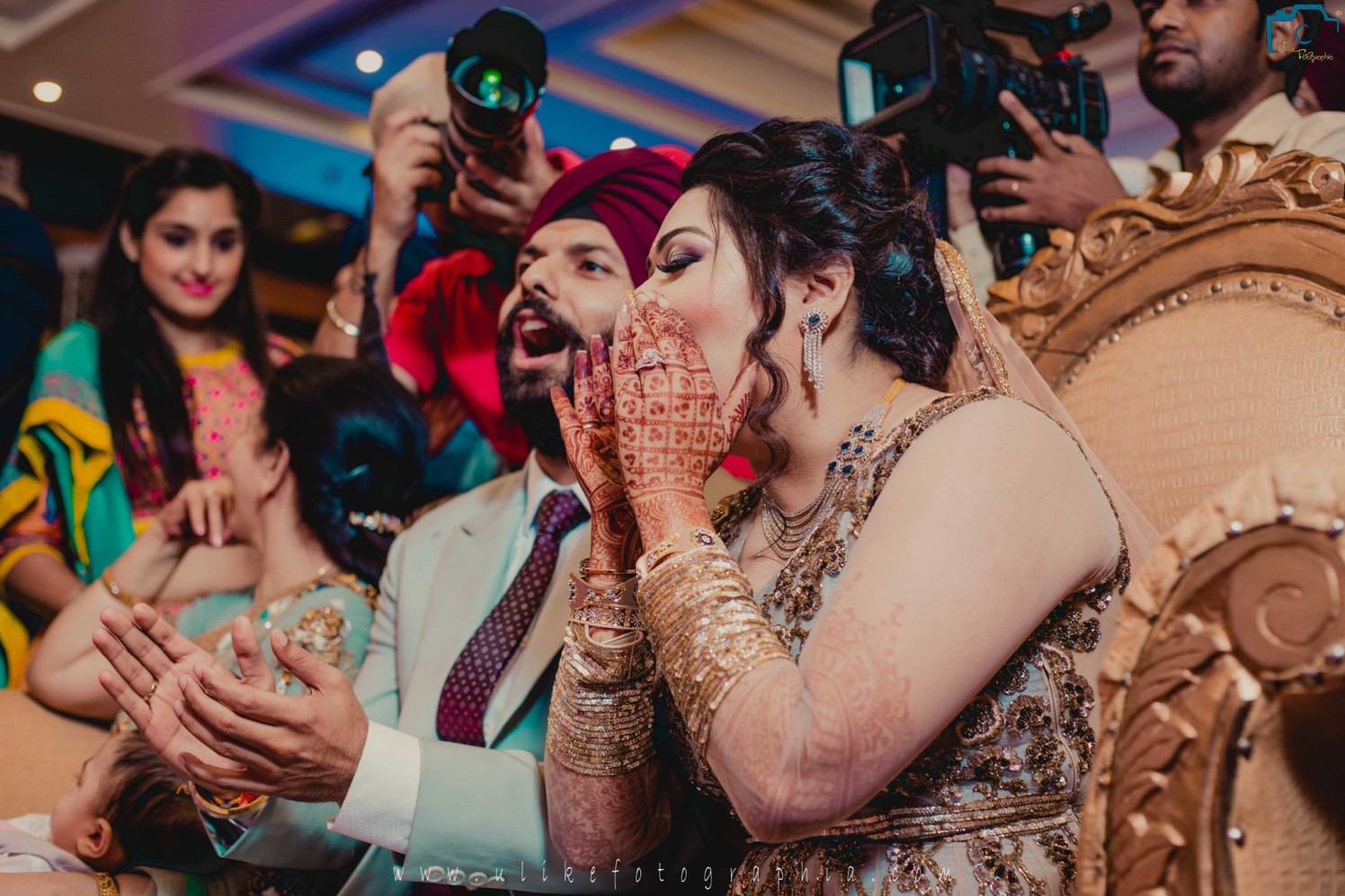 Cheers and claps! by ULike Fotographia Wedding-photography | Weddings Photos & Ideas