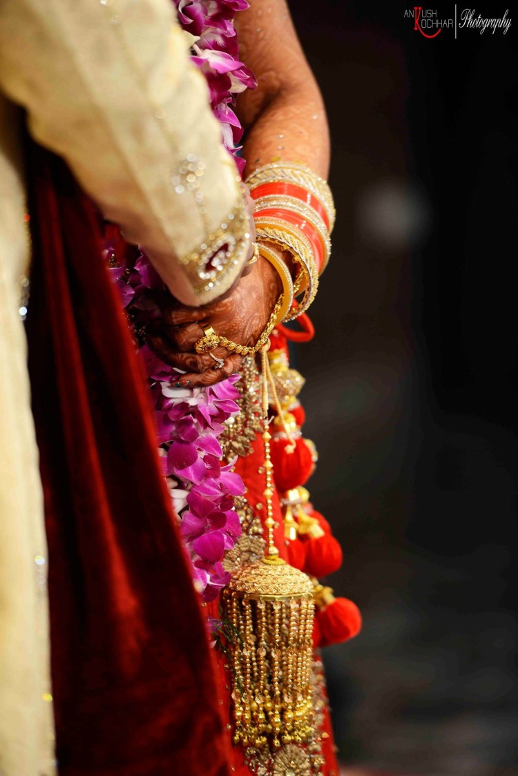 Holding each other till eternity by AKfotography Wedding-photography | Weddings Photos & Ideas