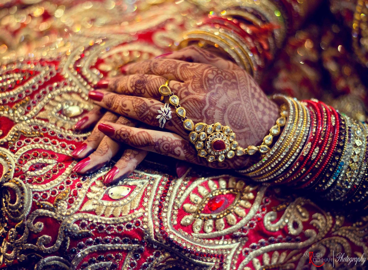 Bride Hand Shot by AKfotography Wedding-photography | Weddings Photos & Ideas
