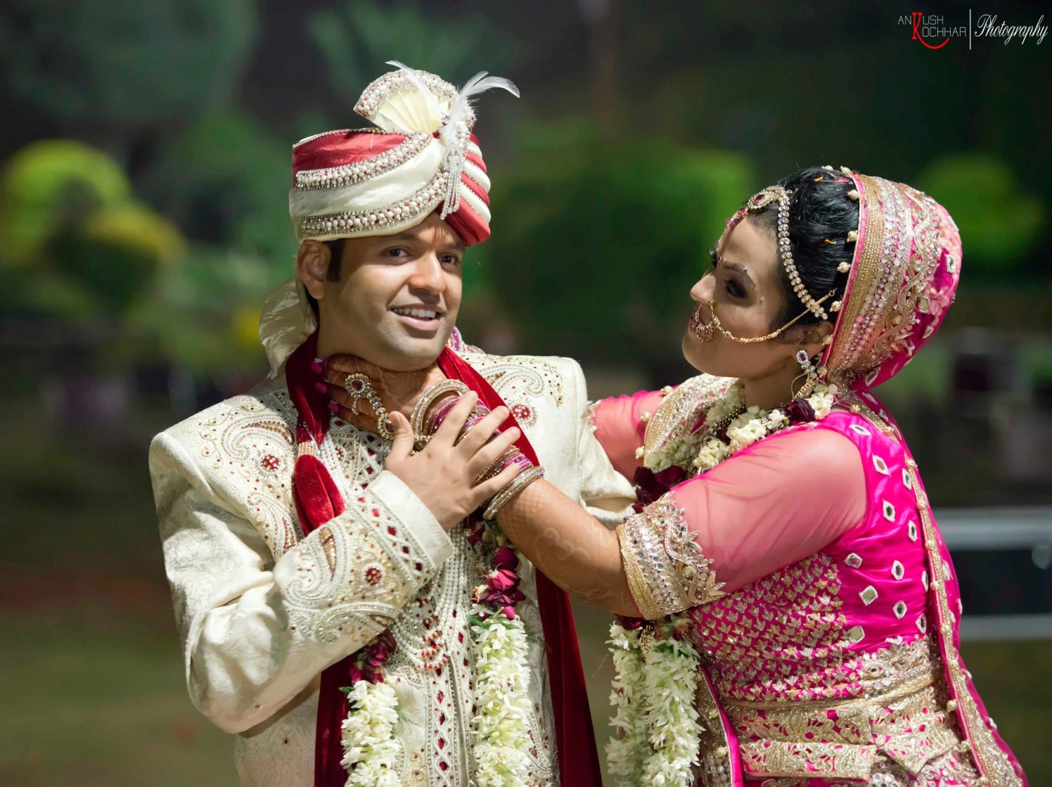 Fun Bride and Groom Pose by AKfotography Wedding-photography | Weddings Photos & Ideas