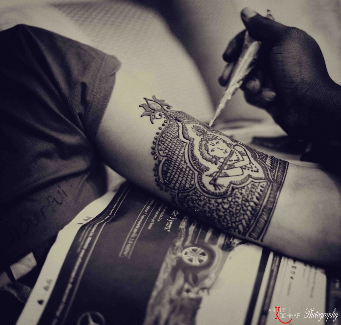 Mehendi shenanigans by AKfotography Wedding-photography | Weddings Photos & Ideas