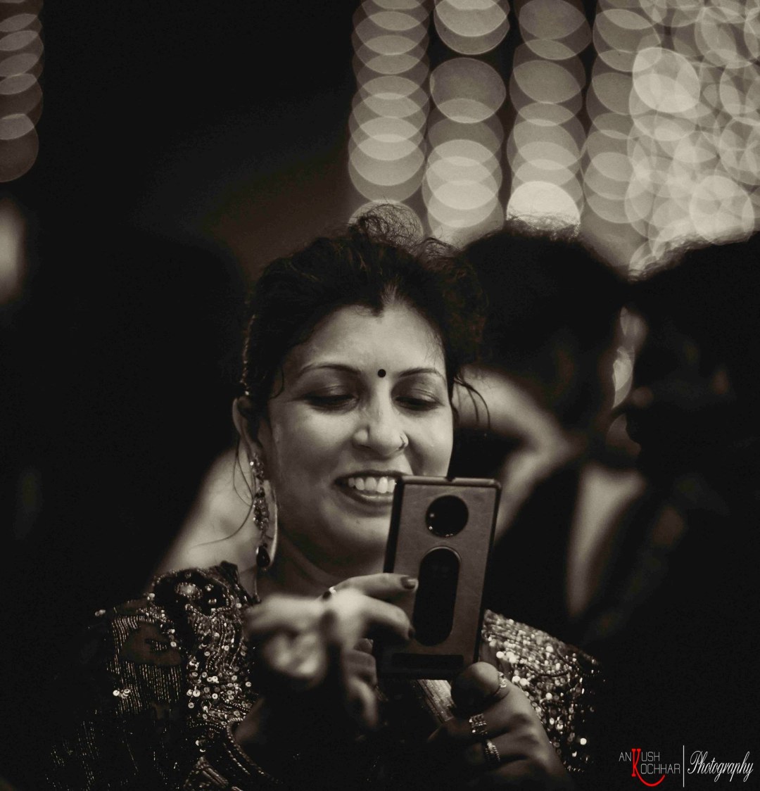 Indian wedding guests by AKfotography Wedding-photography | Weddings Photos & Ideas